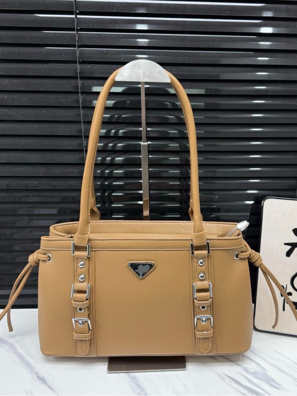 New women’s fashion shoulder bag
